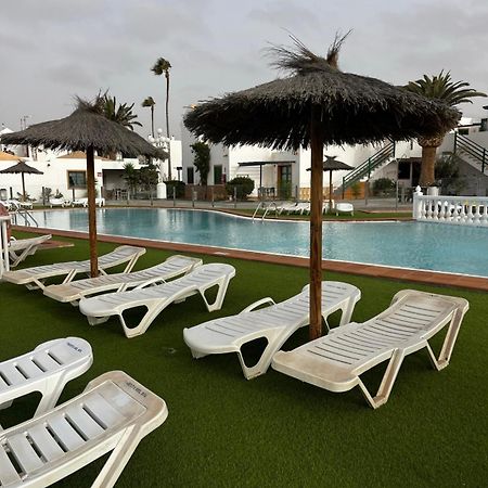 Cozy Apartment In Centric Area At Caleta De Fuste With Air Conditioner Exterior foto
