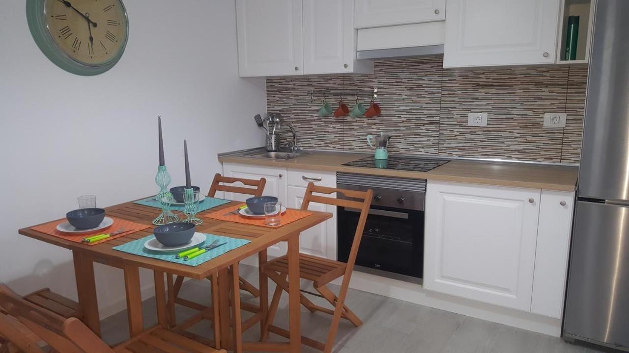Cozy Apartment In Centric Area At Caleta De Fuste With Air Conditioner Exterior foto
